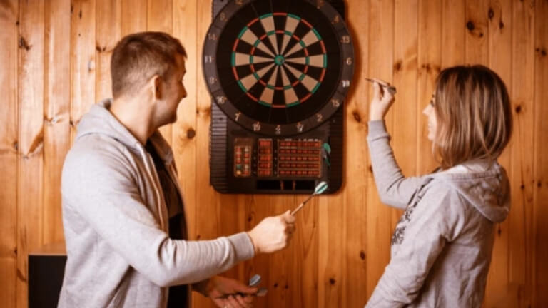 How Play Darts